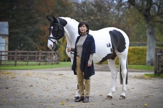 馬と生きる！  女王陛下もやってくる、競馬の街「ニューマーケット」