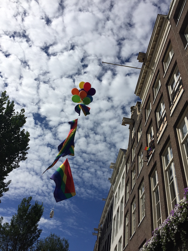 夏のハイライトを彩る、アムステルダムのゲイ・プライド