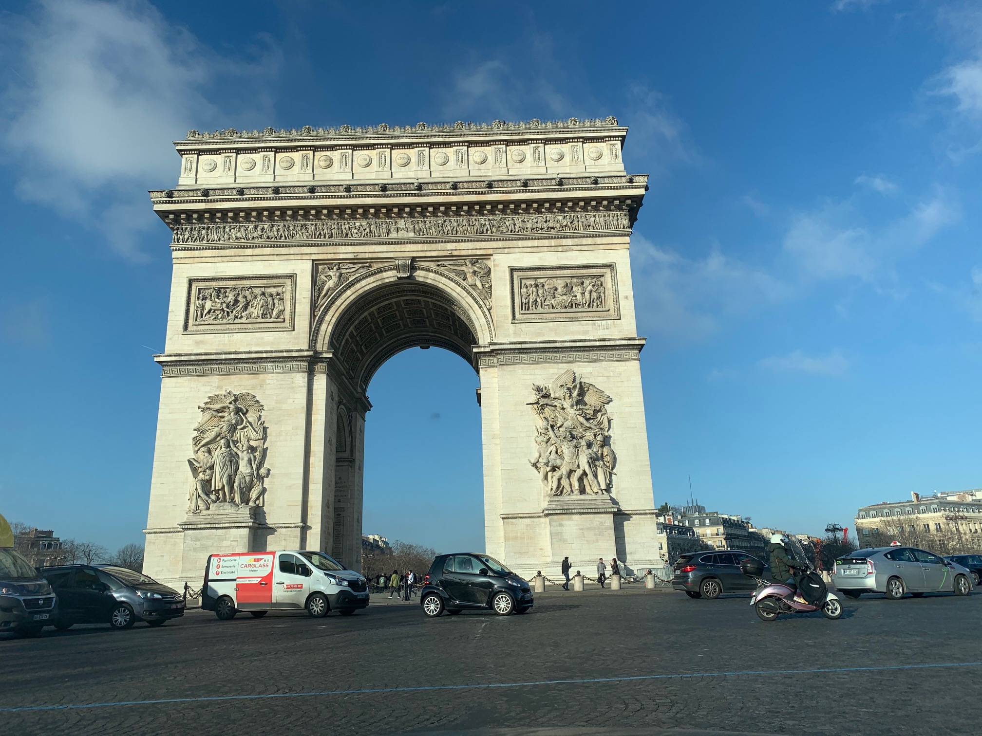 フランス語の輪郭「せらび」