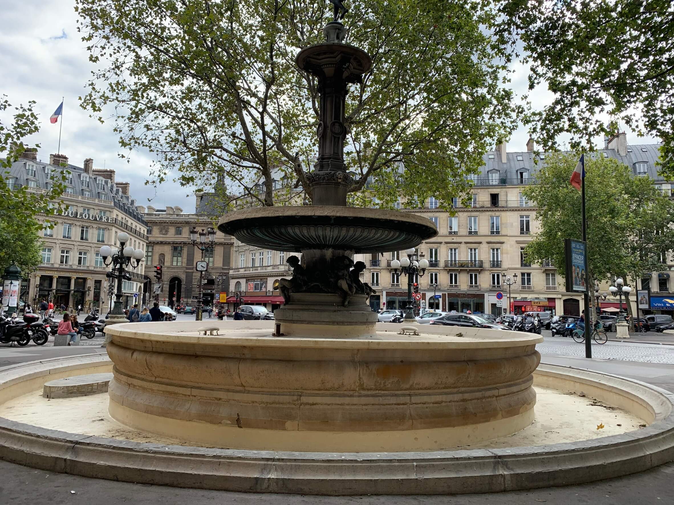 滞仏日記「壊滅的な旅行業界に風雲児、熱血しげちゃん、現る」