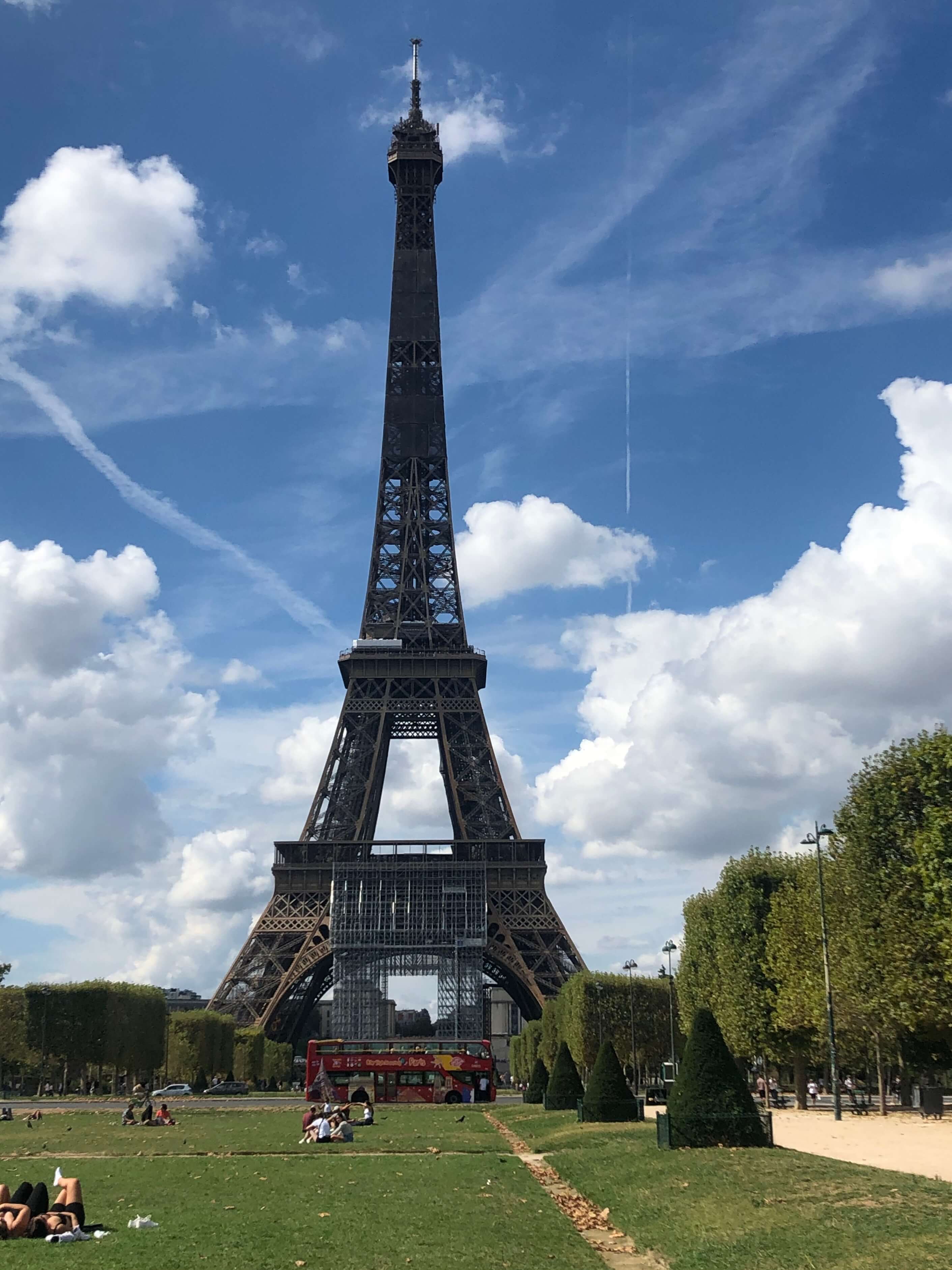 滞仏日記「熱血しげちゃんのパリオンラインツアー、全貌が決まりましたぁ!」
