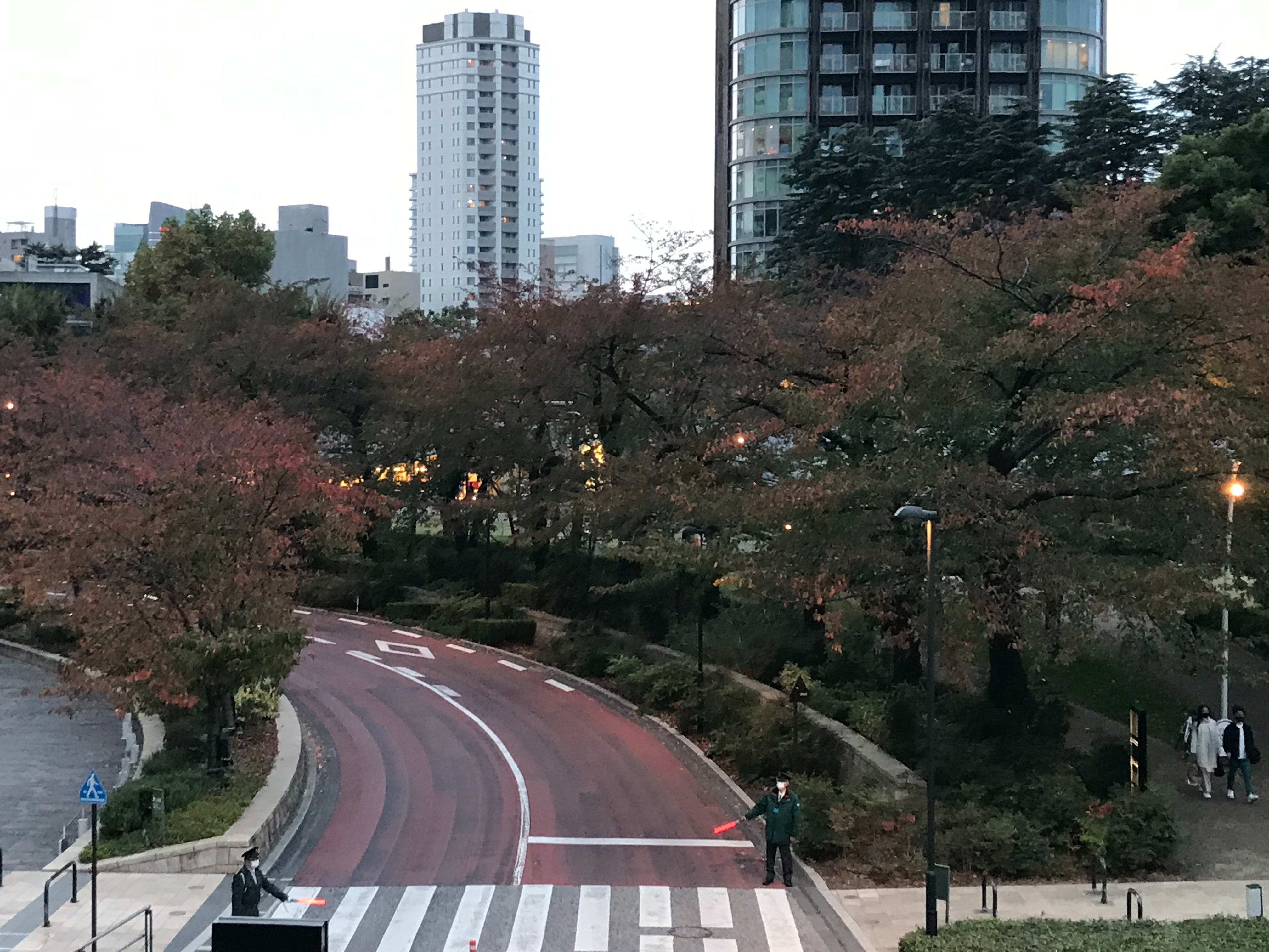 滞日本日記「ジュリアン君に買い物をつきあわせ、人生について語った」