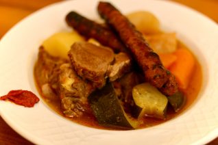 フランスごはん日記「ラム肉のクスクスがおいしい季節なのだ。日本でクスクス、笑うしかない」