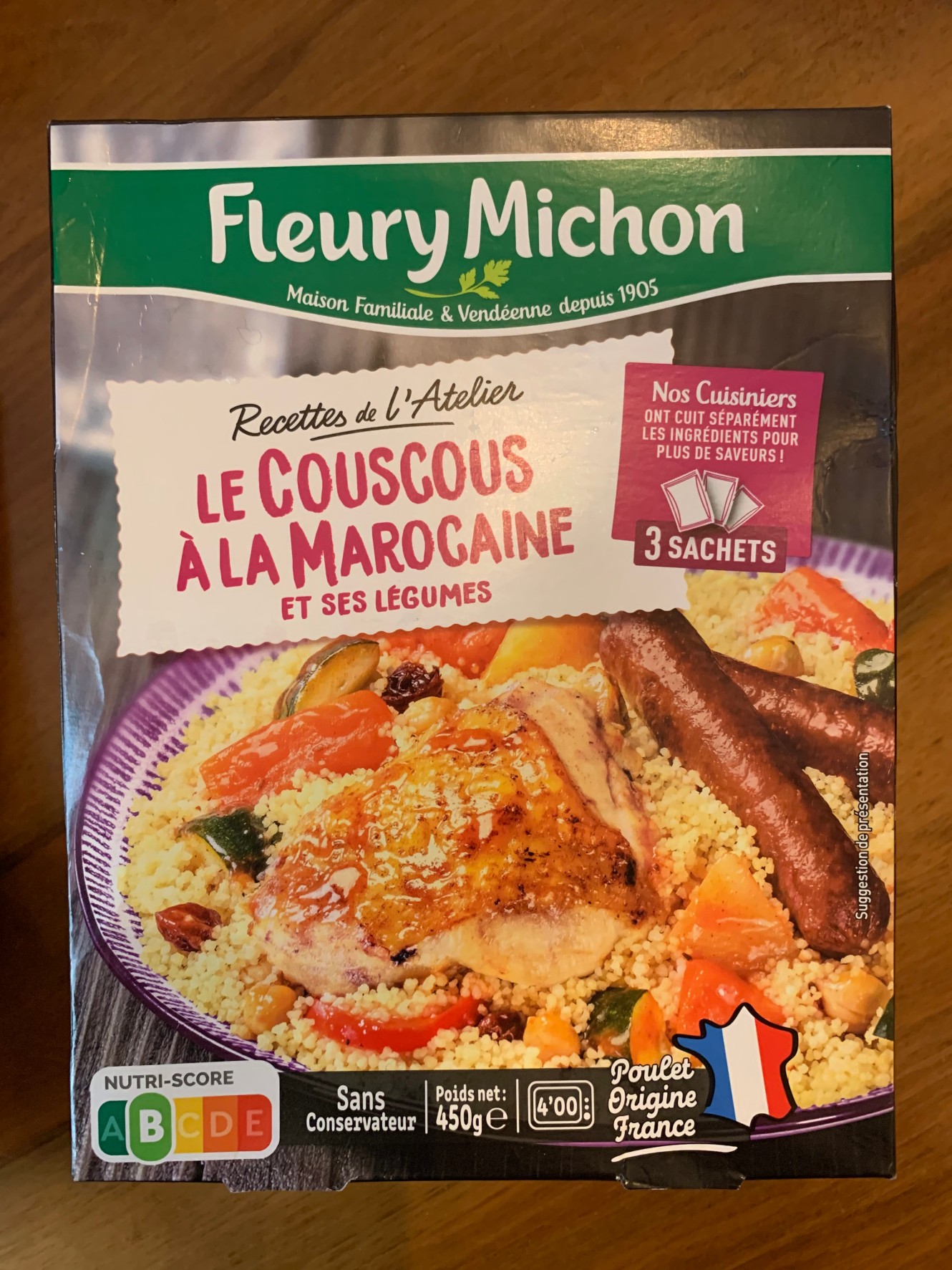 滞仏日記「毎回、ぼくがパリを離れる時に用意する一週間分の息子の食糧」