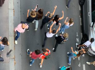パリ最新情報「”若者に性の健康を”、性をタブーにしないフランス、画期的な取り組み」