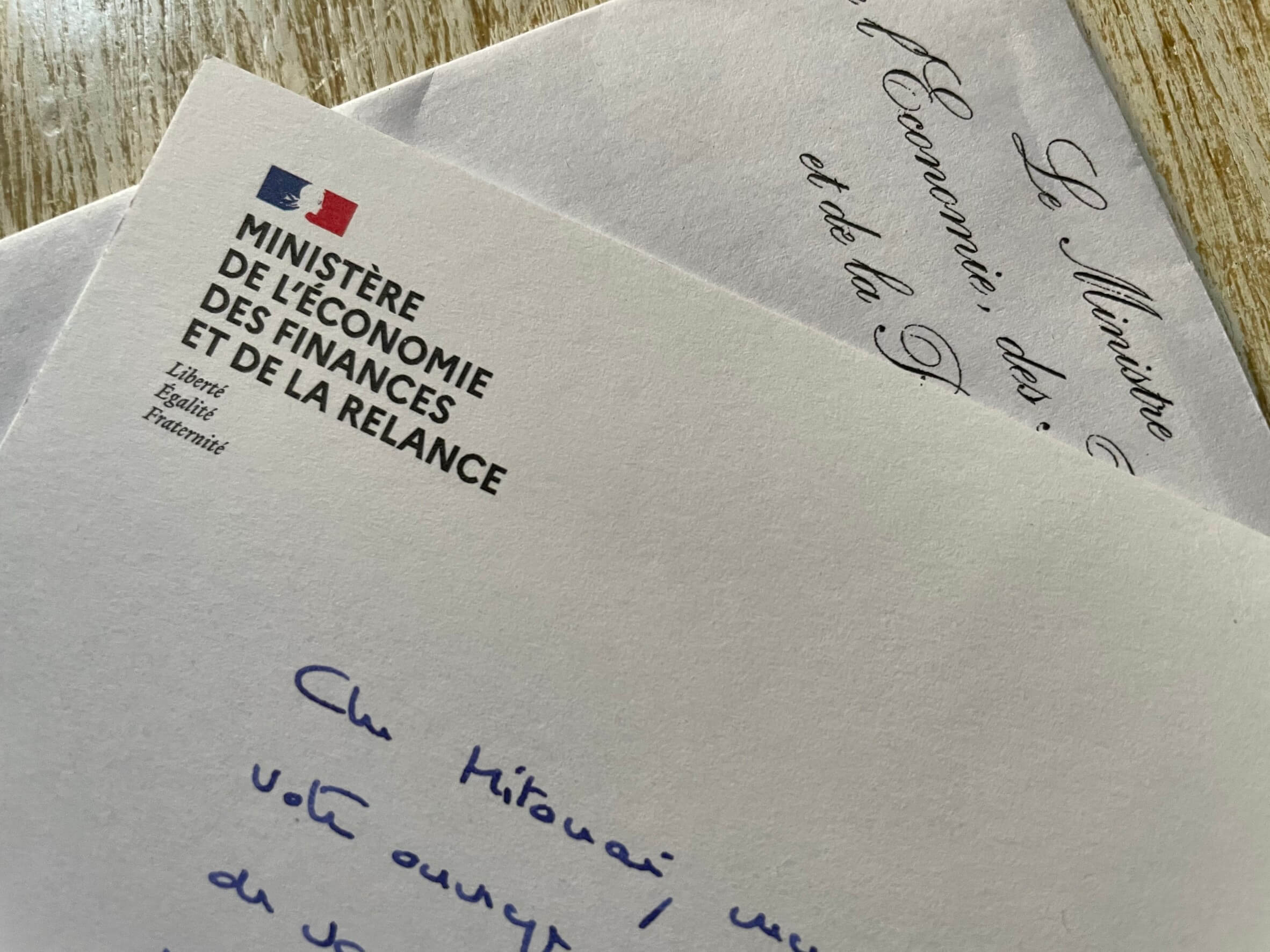 滞仏日記「息子はやっと部屋を片付け、ぼくには驚くべき手紙が届く」