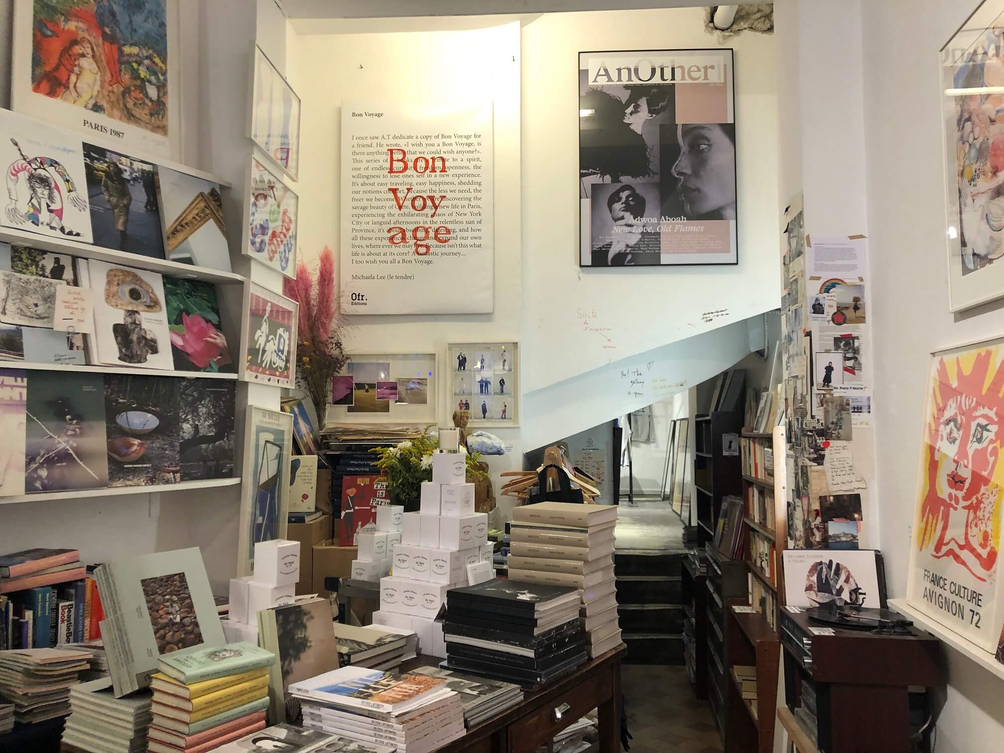 パリ最新情報「オンラインの今だからこそ光る、パリの素敵な本屋さん。」