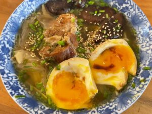 ニッポンごはん日記「自宅で中華のだんだん麺を作ろう。銀座志那麺のだんだん麺を真似てみる」