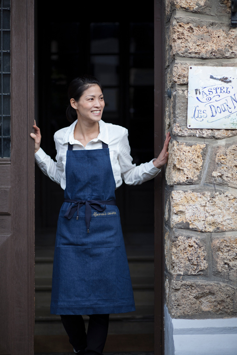パリ最新情報「『エミリー、パリに行く』の美しい料理を支える日本人女性の撮影秘話」
