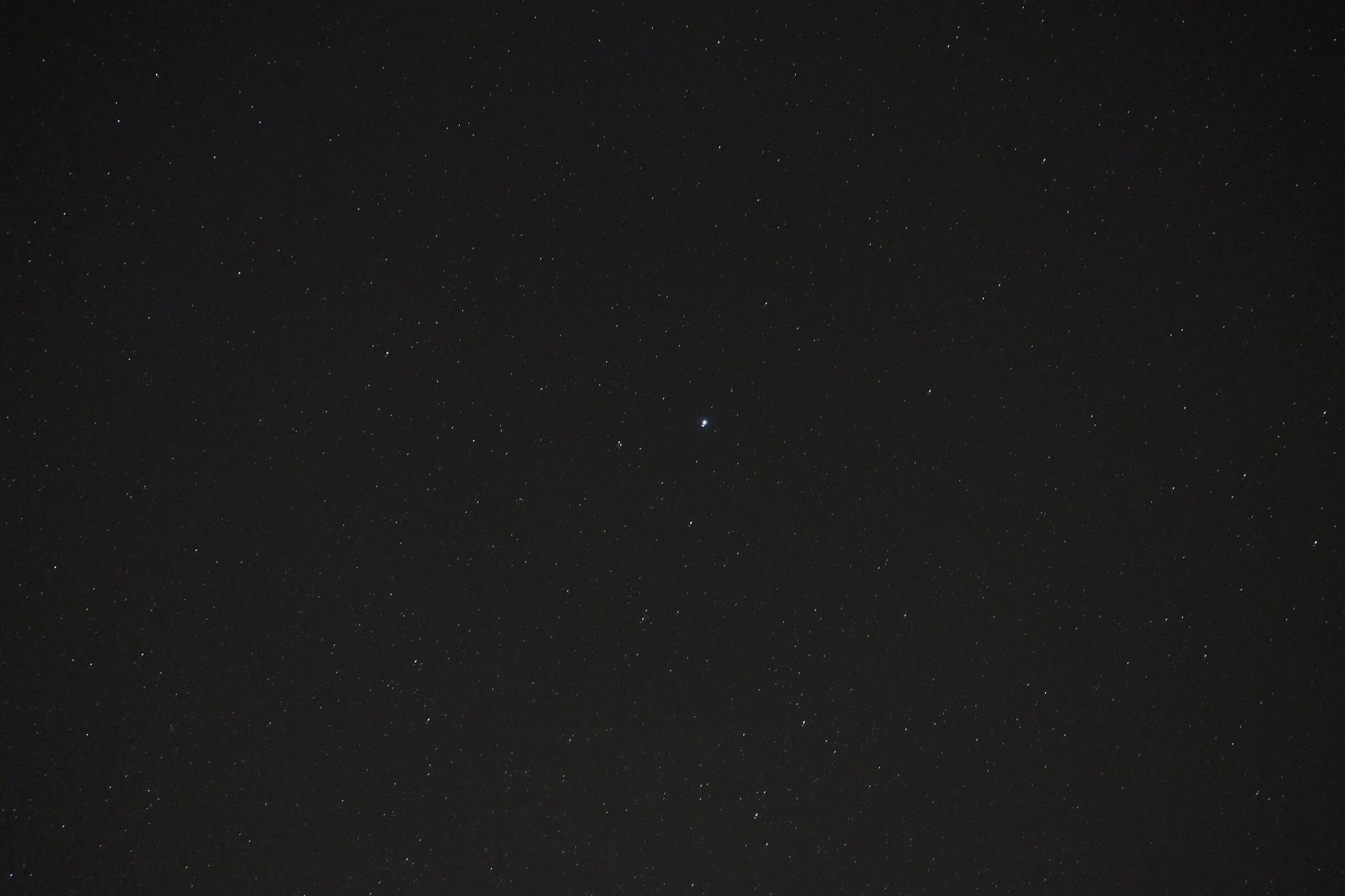 パリ最新情報「フランスに降り注いだ流れ星のシャワー。なぜ私たちは願いを込めるのか？」