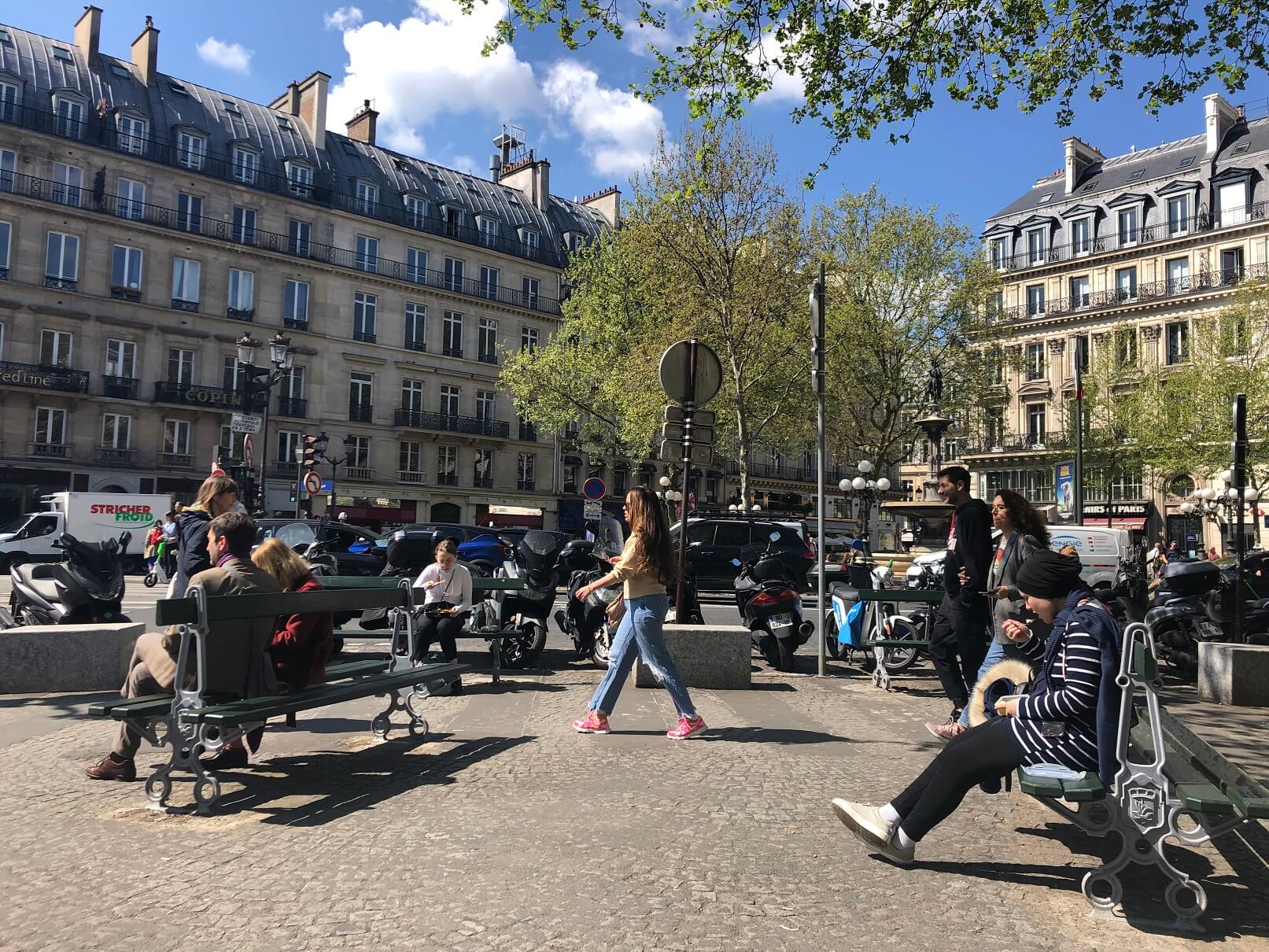 パリ最新情報「忙しいパリジャンの平日ランチ。お昼に皆は何を食べている？」