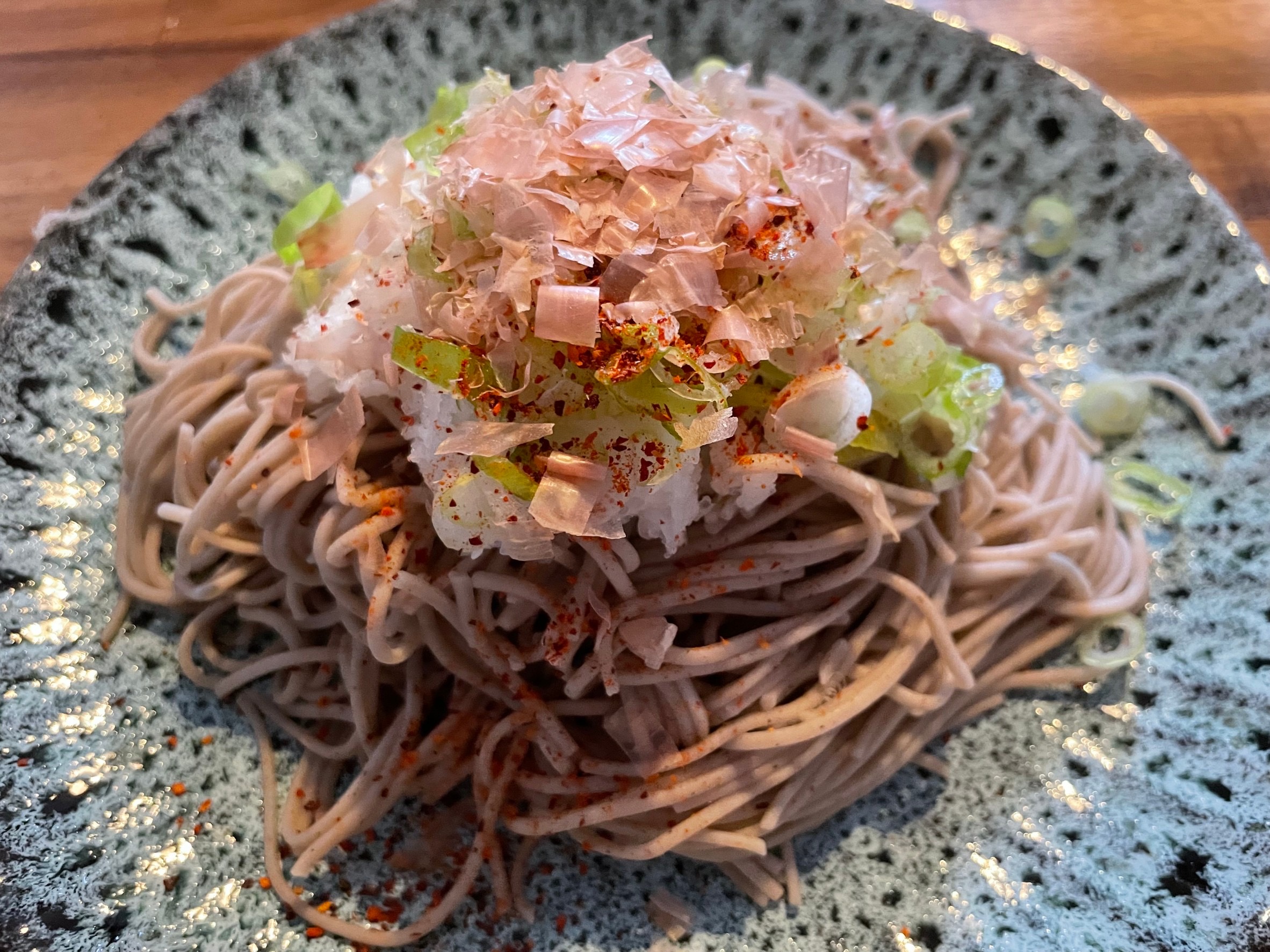 滞仏日記「一人で生きる飯の基本、それは毎食に命をかけること。人生の醍醐味を食す」