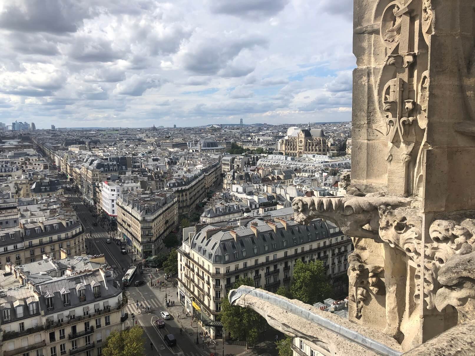 パリ最新情報「世界遺産サン・ジャックの塔、期間限定で公開！パリの絶景をお届け」