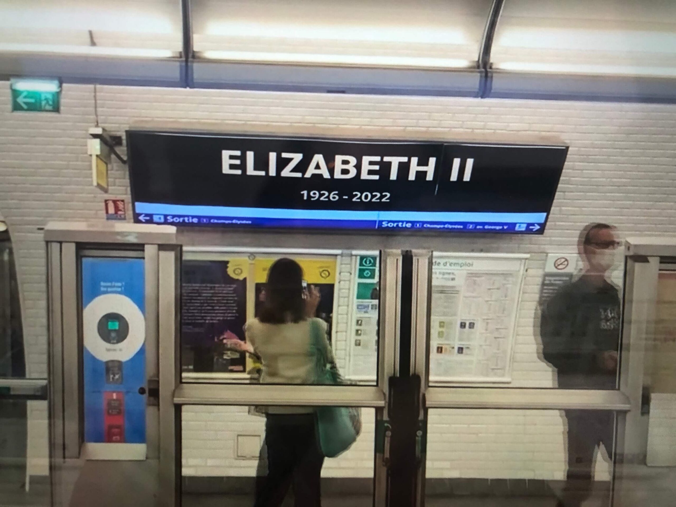 パリ最新情報「パリの地下鉄、国葬の日に合わせ『エリザベス2世駅』と改名。一日限定で」