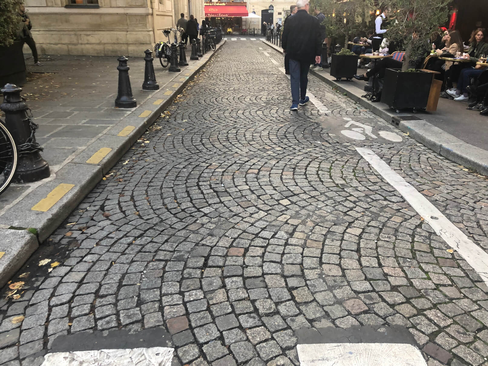 パリの石畳はこうして始まった。二千年の時を超えて