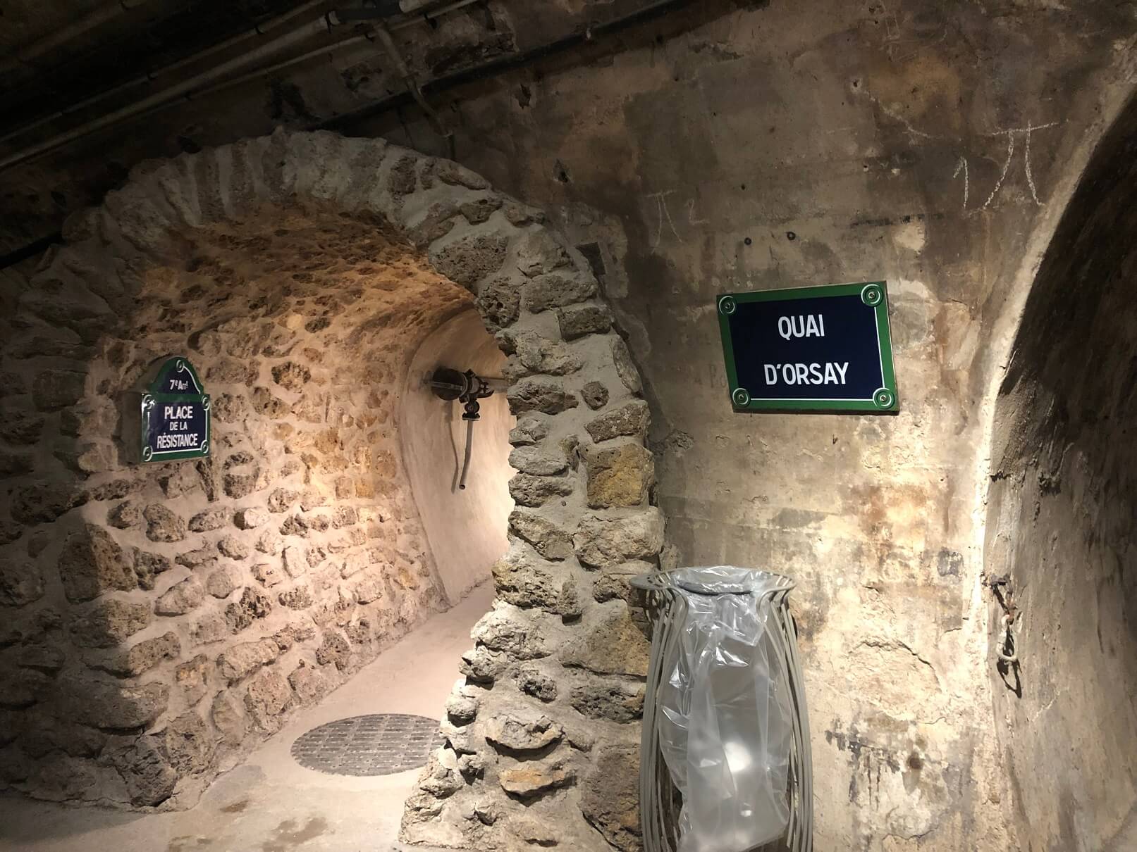 謎めいたパリの地下世界。下水道博物館編
