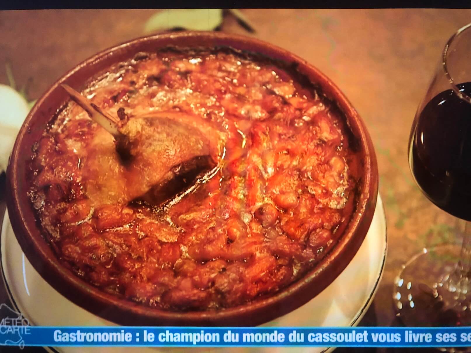 パリ最新情報「フランス人が一番好きな郷土料理とは？一位はブルターニュ地方のあの料理！」