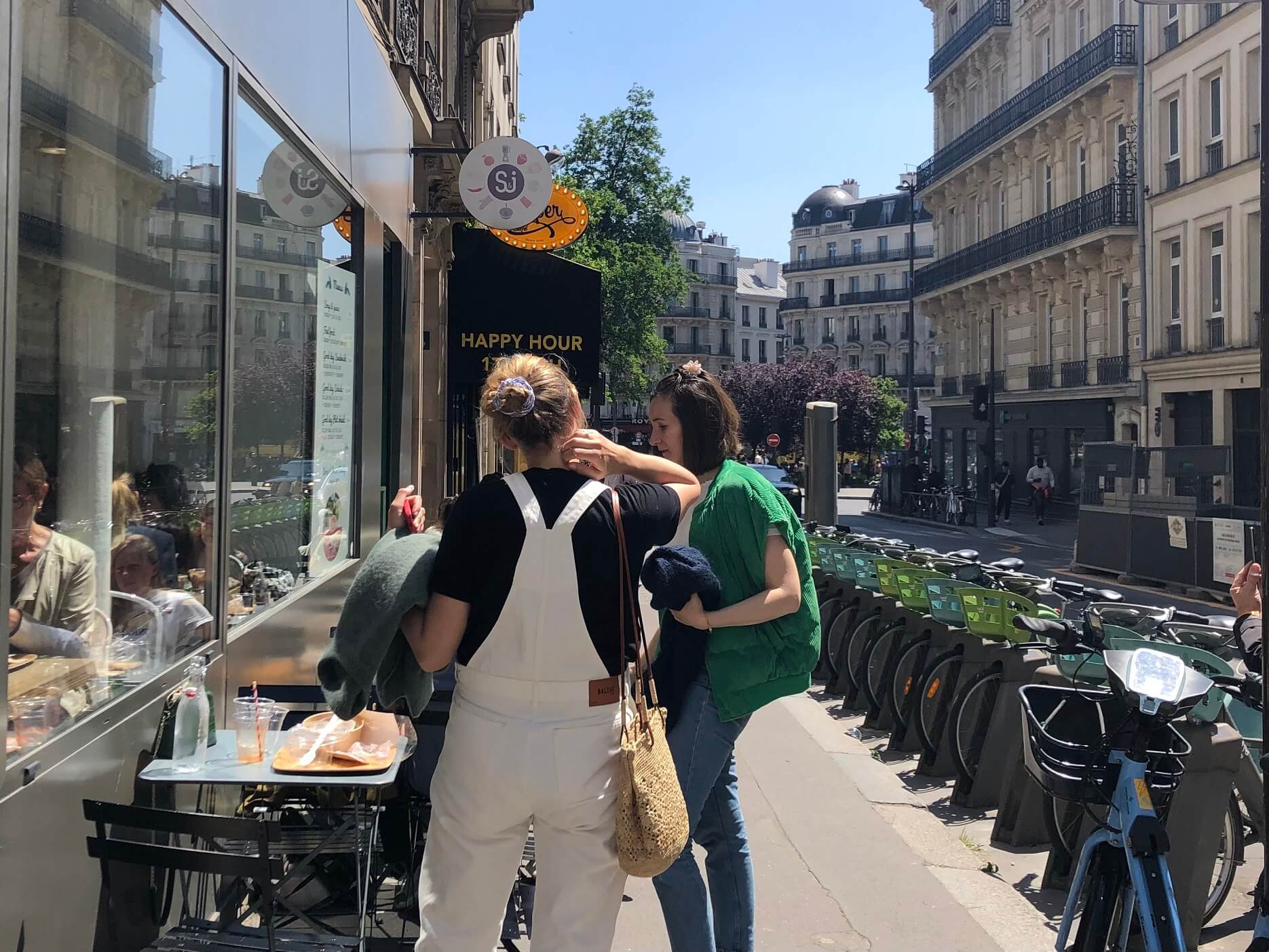 パリ最新情報「パリにかごバッグのシーズンが到来！普段使いにマルシェに、トレンドもチェック！」