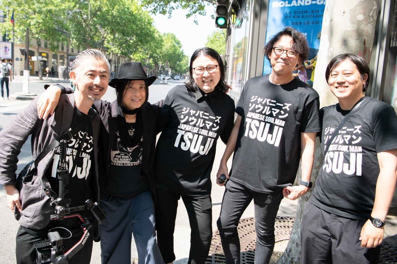 退屈日記「友人、岡田裕介氏によるオランピア劇場オフショット写真展である」