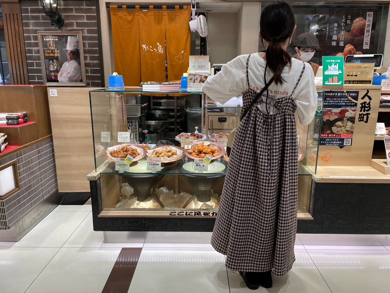 滞日日記「東京駅のデパ地下で弁当を買ってからの新幹線乗車習慣」