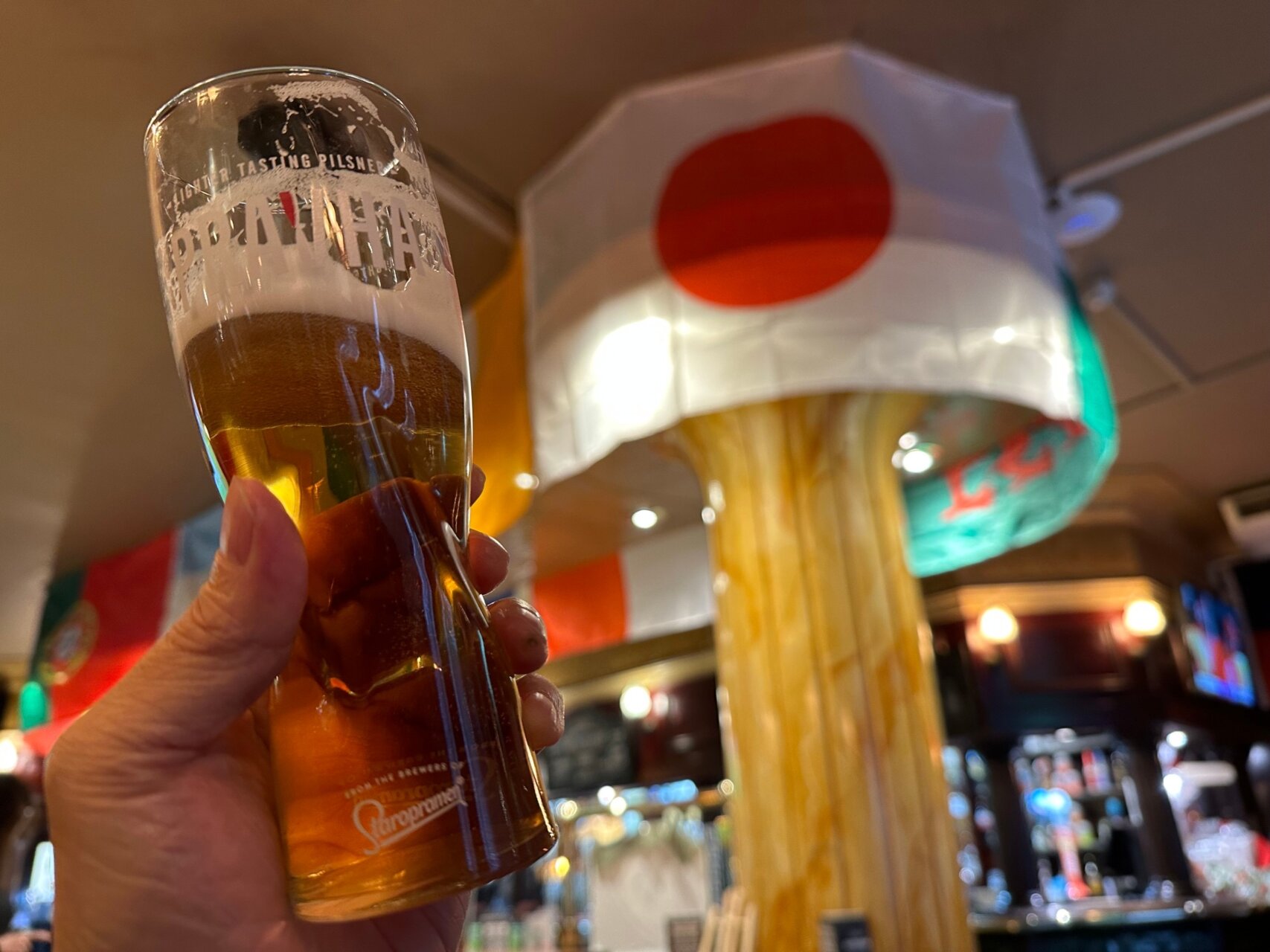 滞英日記「ぎょぎょぎょえ！こんな待遇を受けていいのか？　ホテルの部屋が王子の間！」