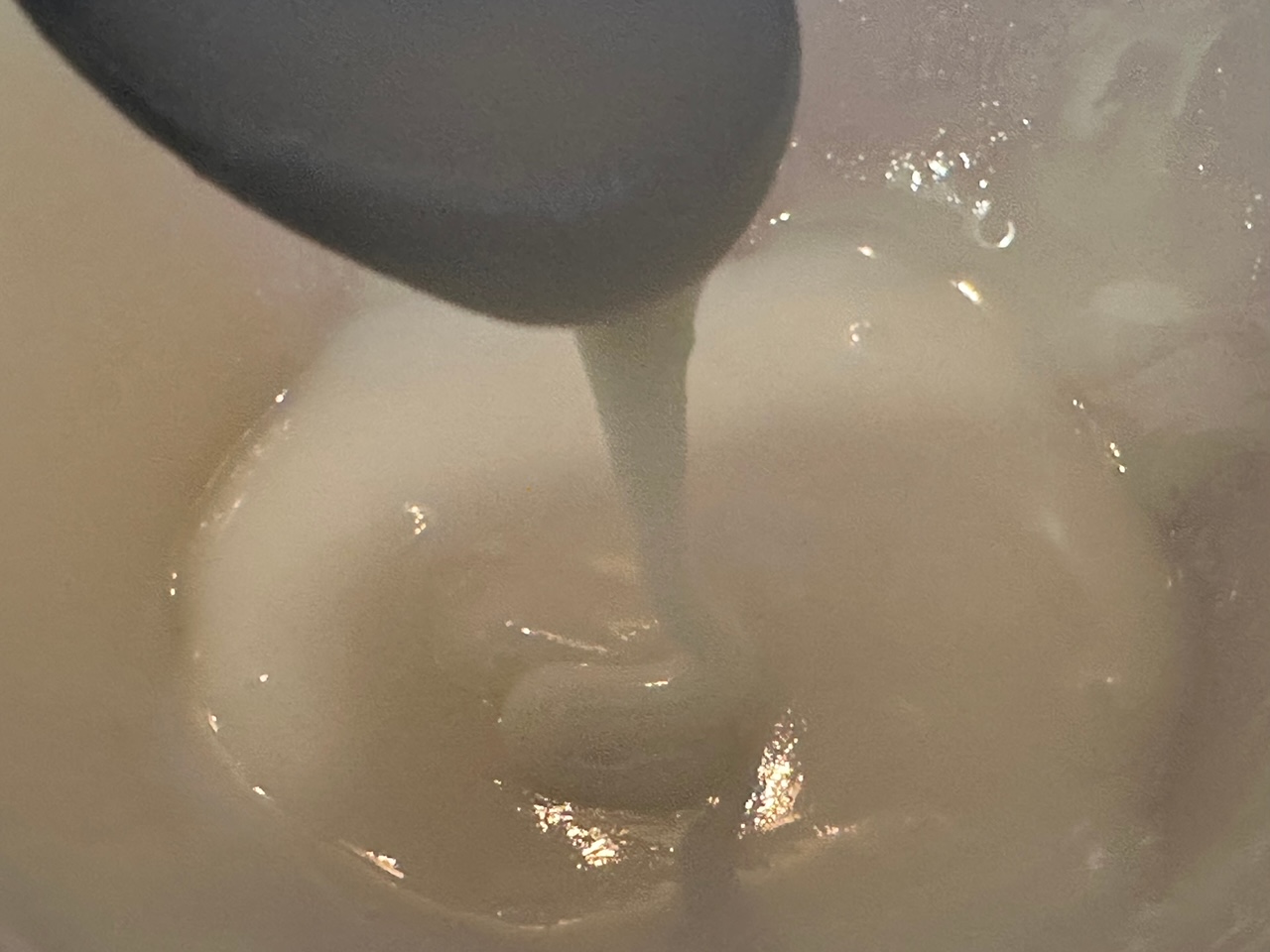 今日の献立、ラズベリーとホワイトチョコのパウンドケーキ