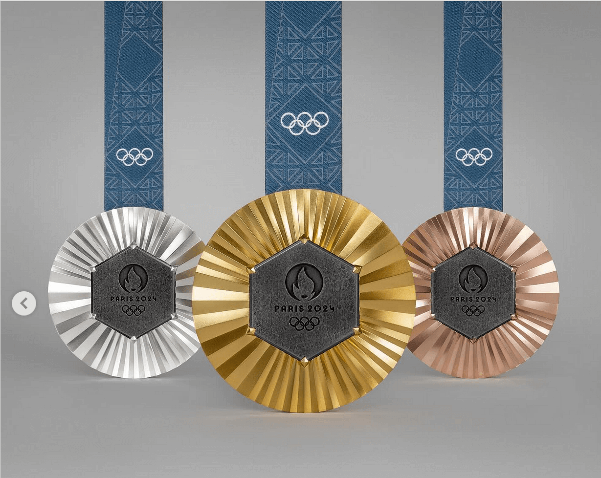 パリ最新情報「2024年パリオリンピック・パラリンピック、メダルデザインが決定！」