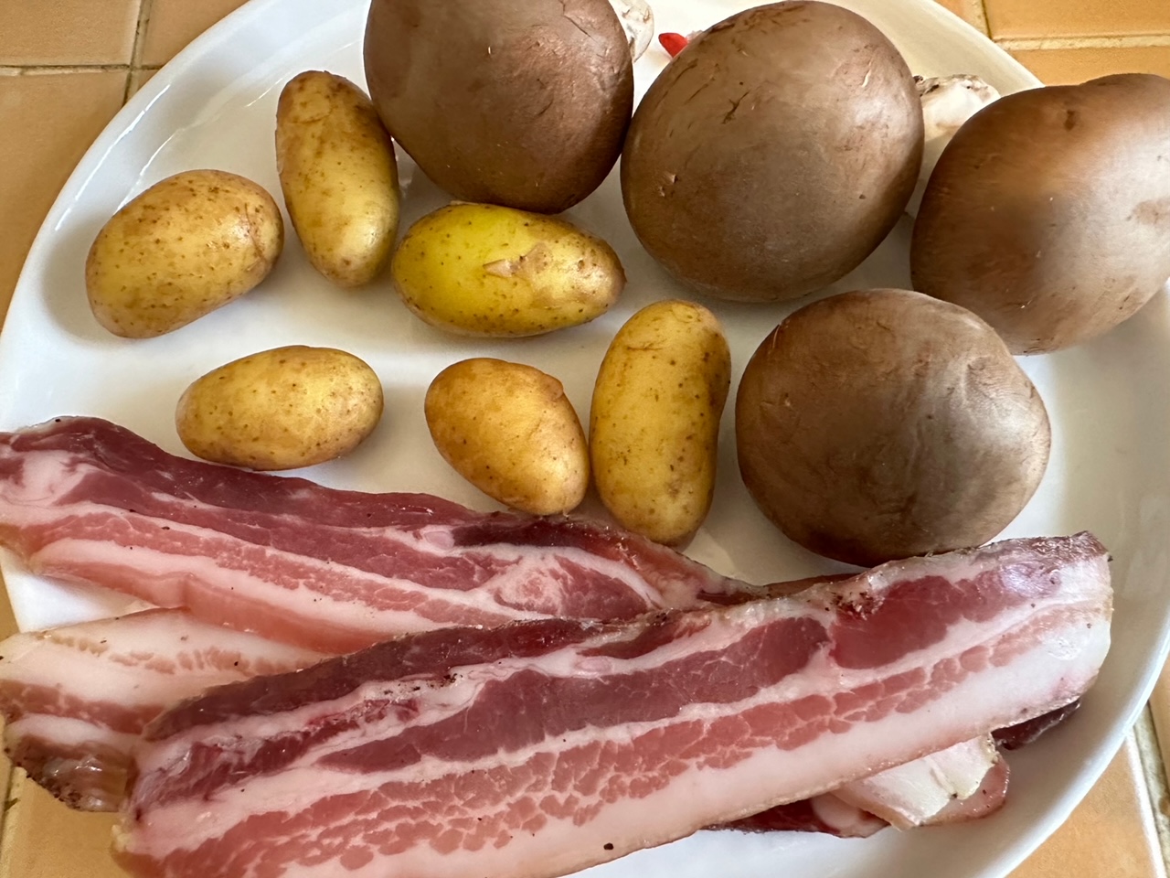 滞仏日記「画伯のパスタ、絶対に美味しい、夏のパッケリ～、初登場！」