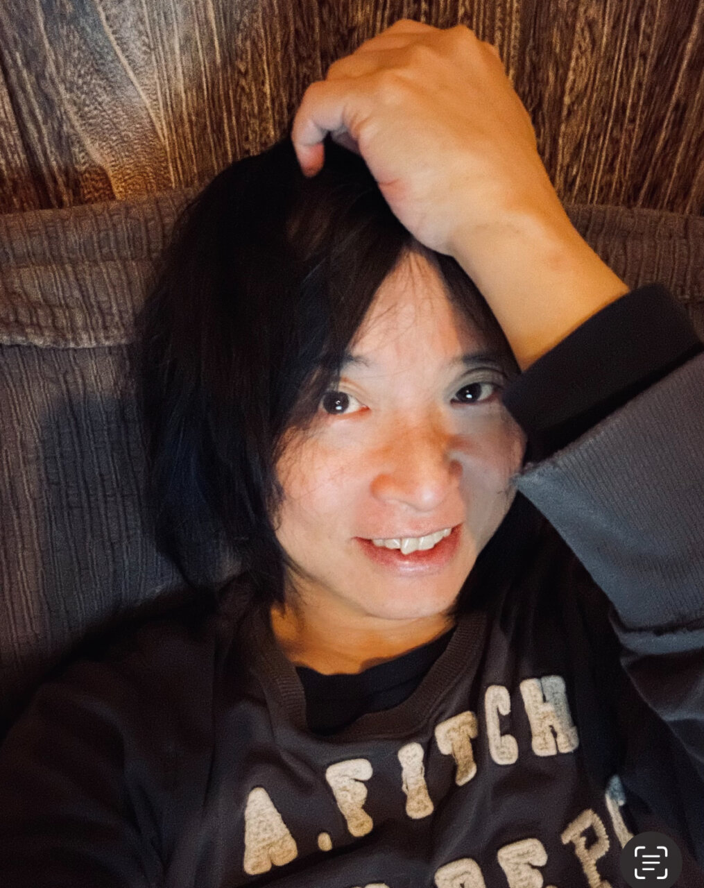 フランスごはん日記「画廊に行く前に和食で腹ごしらえの父ちゃん。人間みんな、ゴールは一緒じゃ」