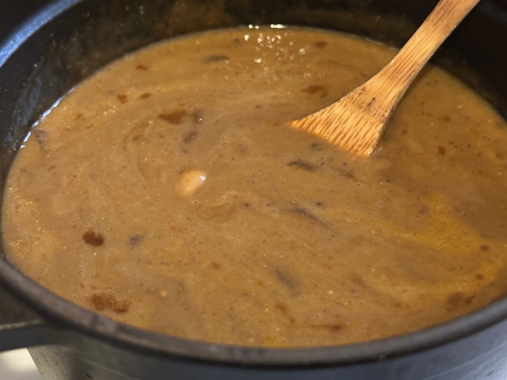 フランスごはん日記「残ったカレーを上手に使い切るコツ。とにかく美味しいカレー蕎麦の作り方」