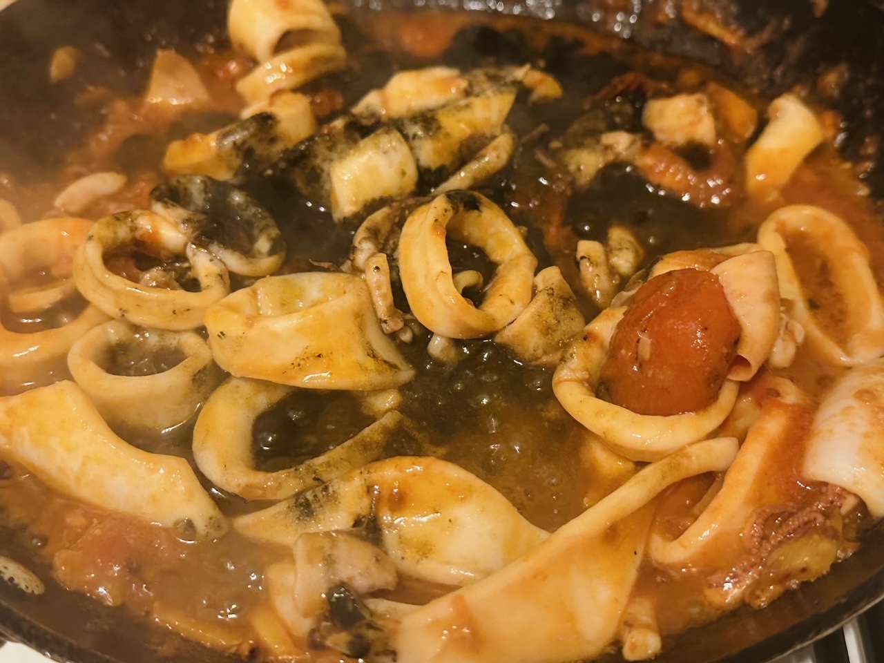 息子くんらに、明太子パスタと、バスク風イカゴロ煮を作ってあげた