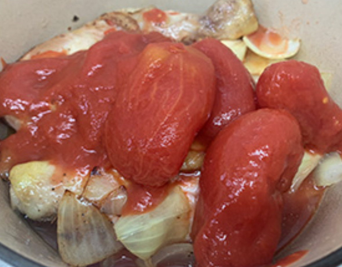 今日の献立、南仏風トマト・チキン煮込み