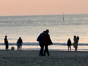 日々のことば、「友だちと仲間の違い」