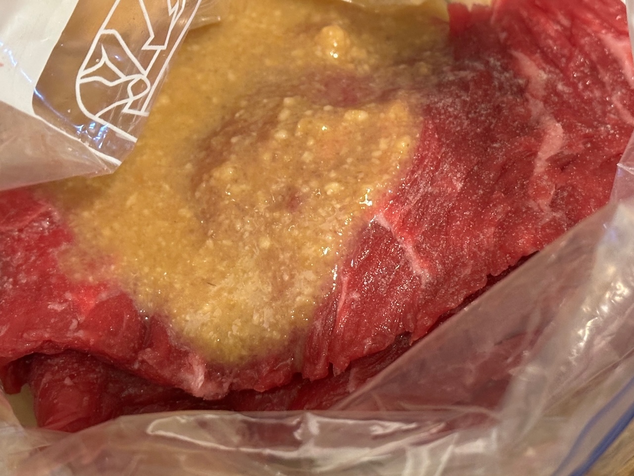 辛みネギ塩だれで食べる牛さがり、昼さがりが幸せになった