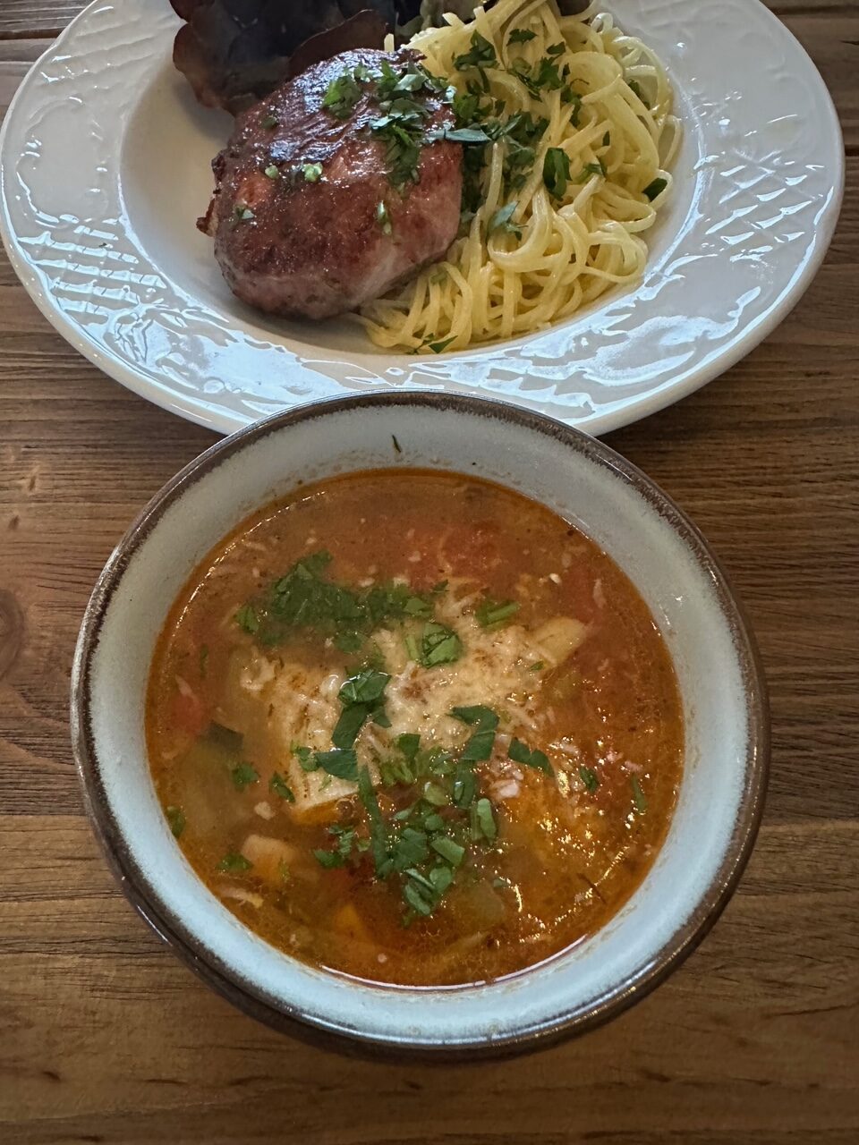 田舎暮らしにぴったり、ミネストローネという胃袋休暇スープ！