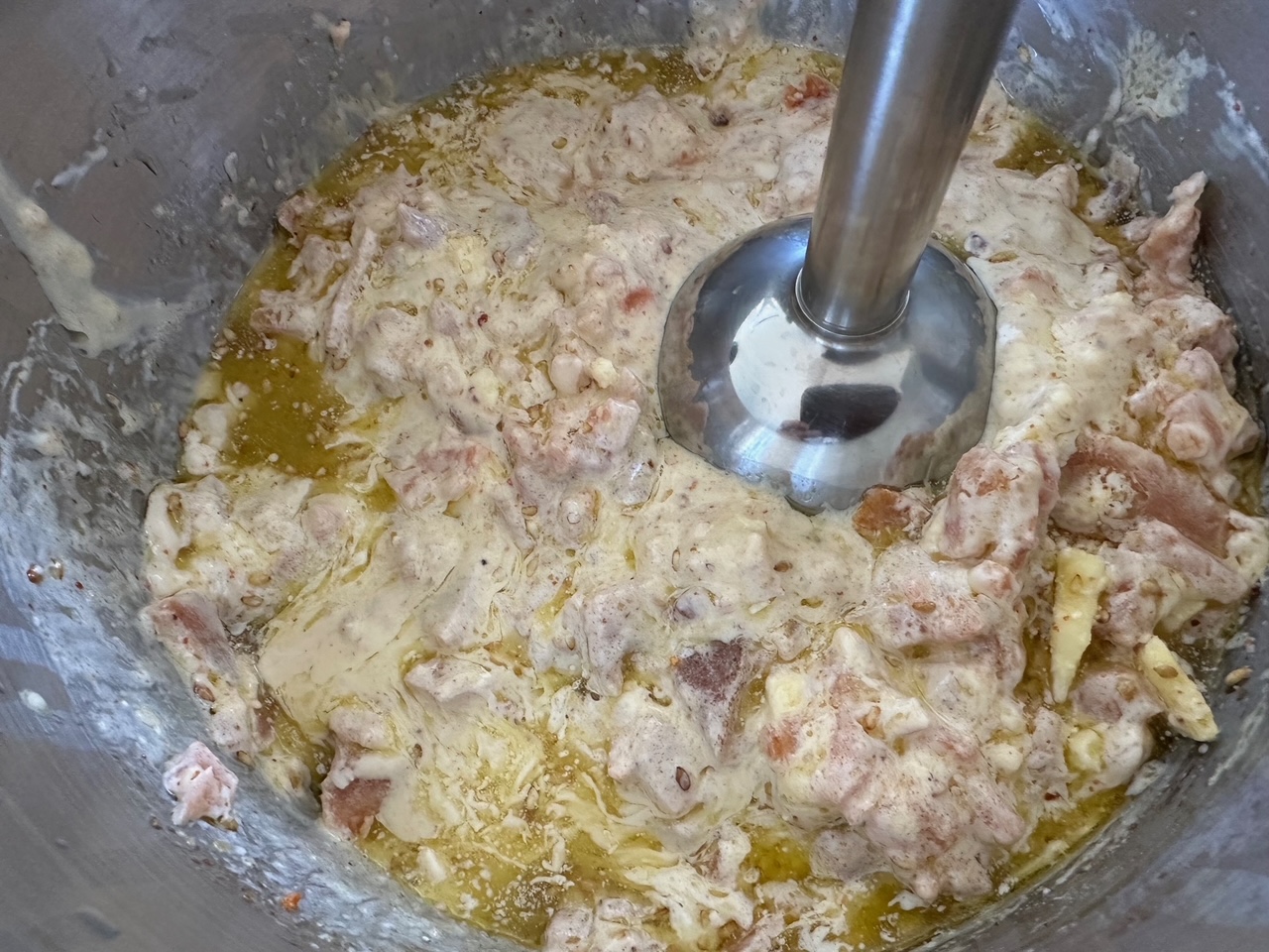 海を見ながらチャールズ夫妻とランデーズサラダでランチ！