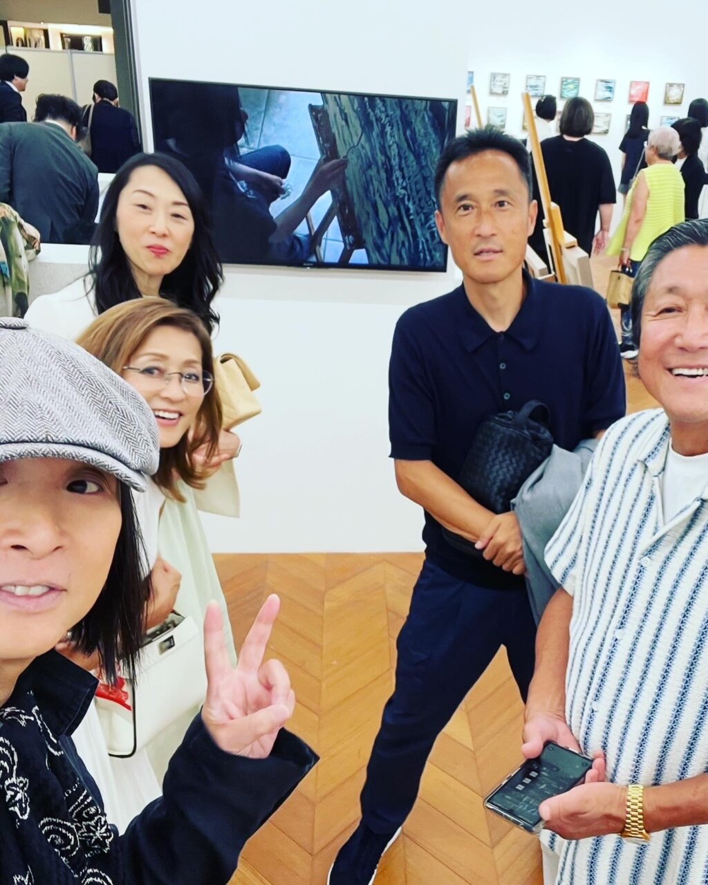 日本で夏の個展がスタートしました。えいえいおー。