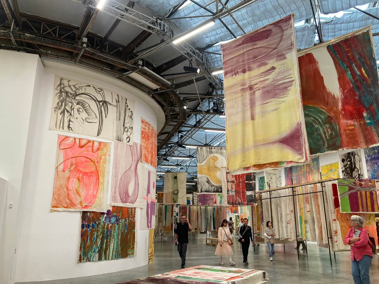 パリ・アート情報「現代アートってこんなに面白い。パレ・ド・トーキョー、夜の特別開館へ」