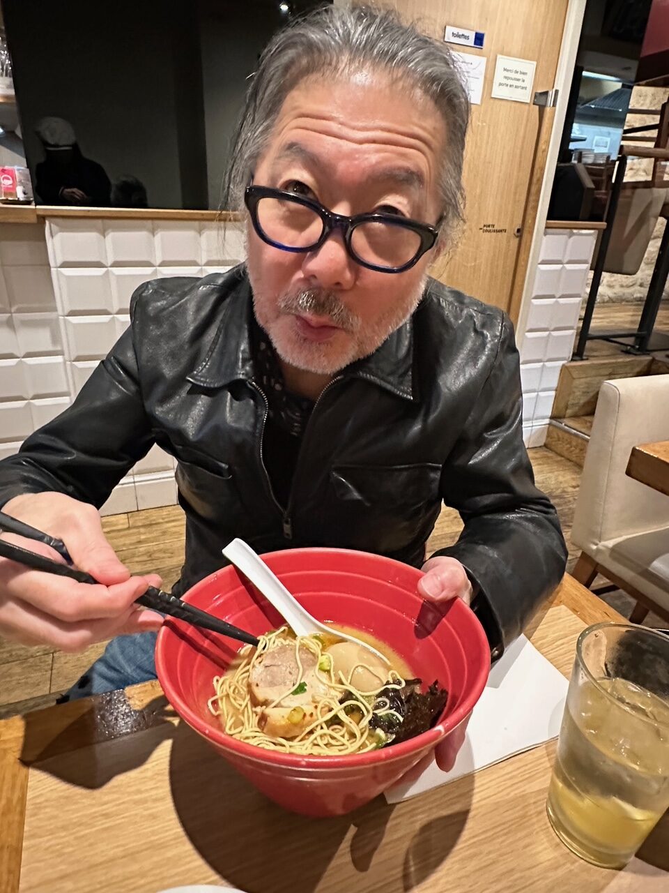 男たちの晩夏、パリ居酒屋日記（１）