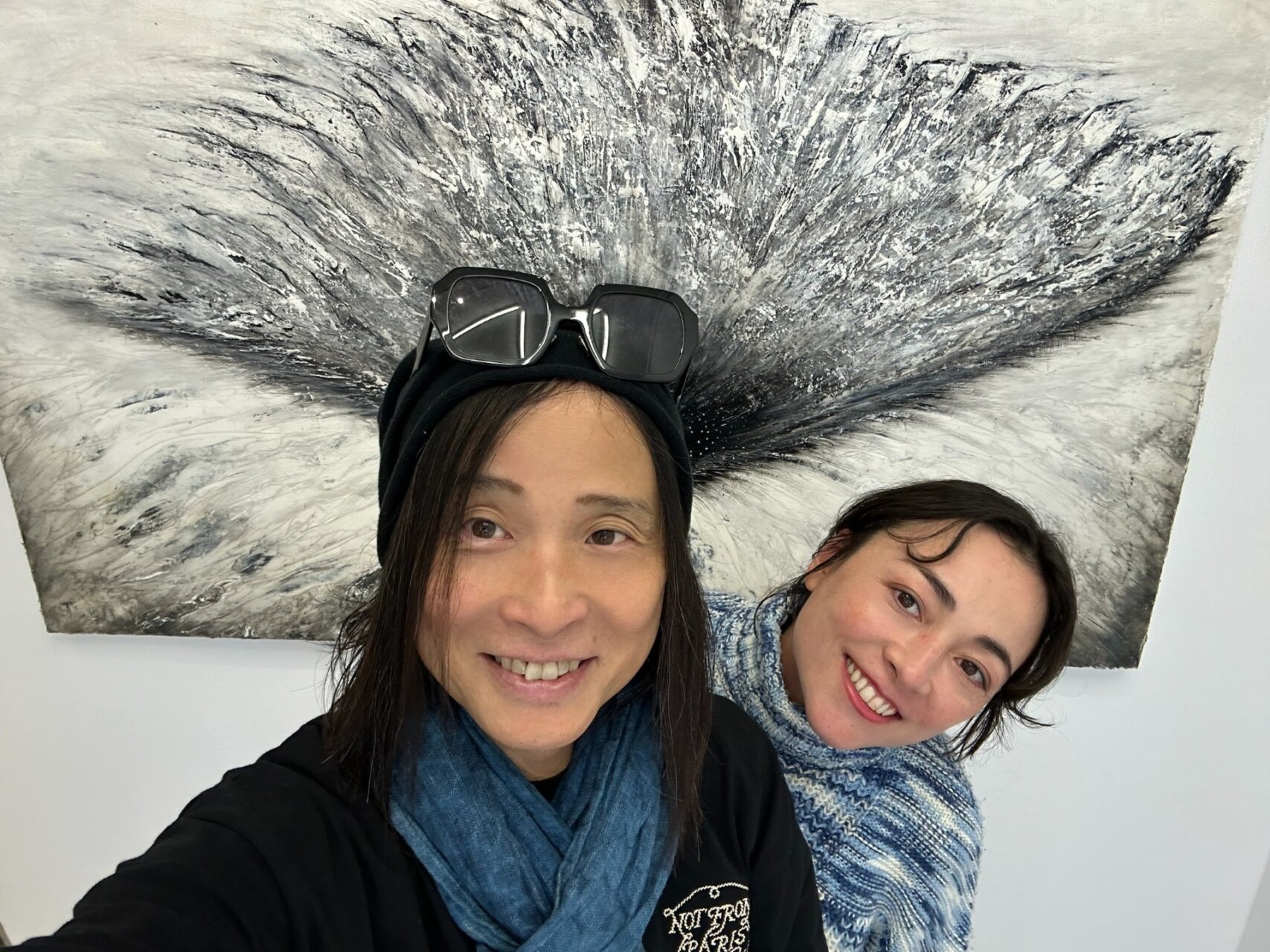 父ちゃん、パリ個展日記（個展会場で小説を書く）