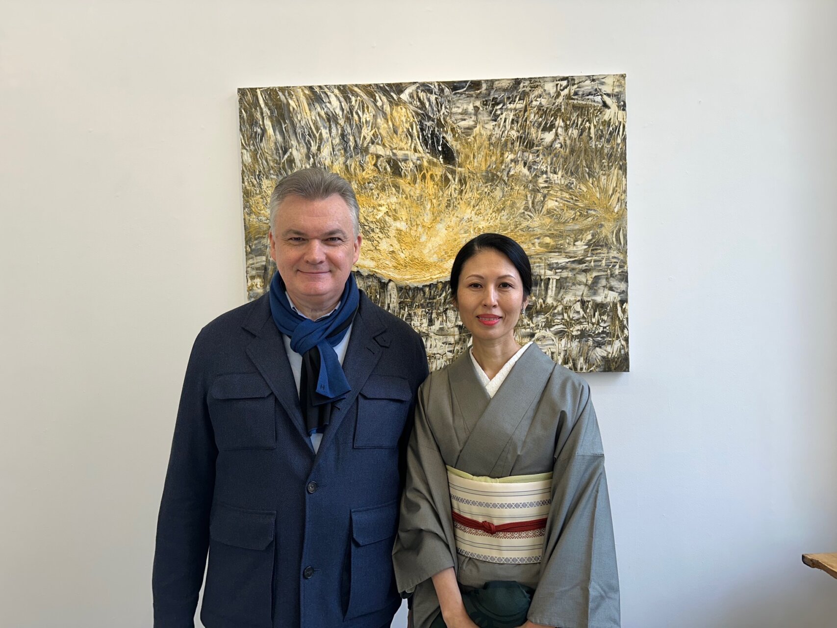 父ちゃん、パリ個展日記（個展会場で小説を書く）