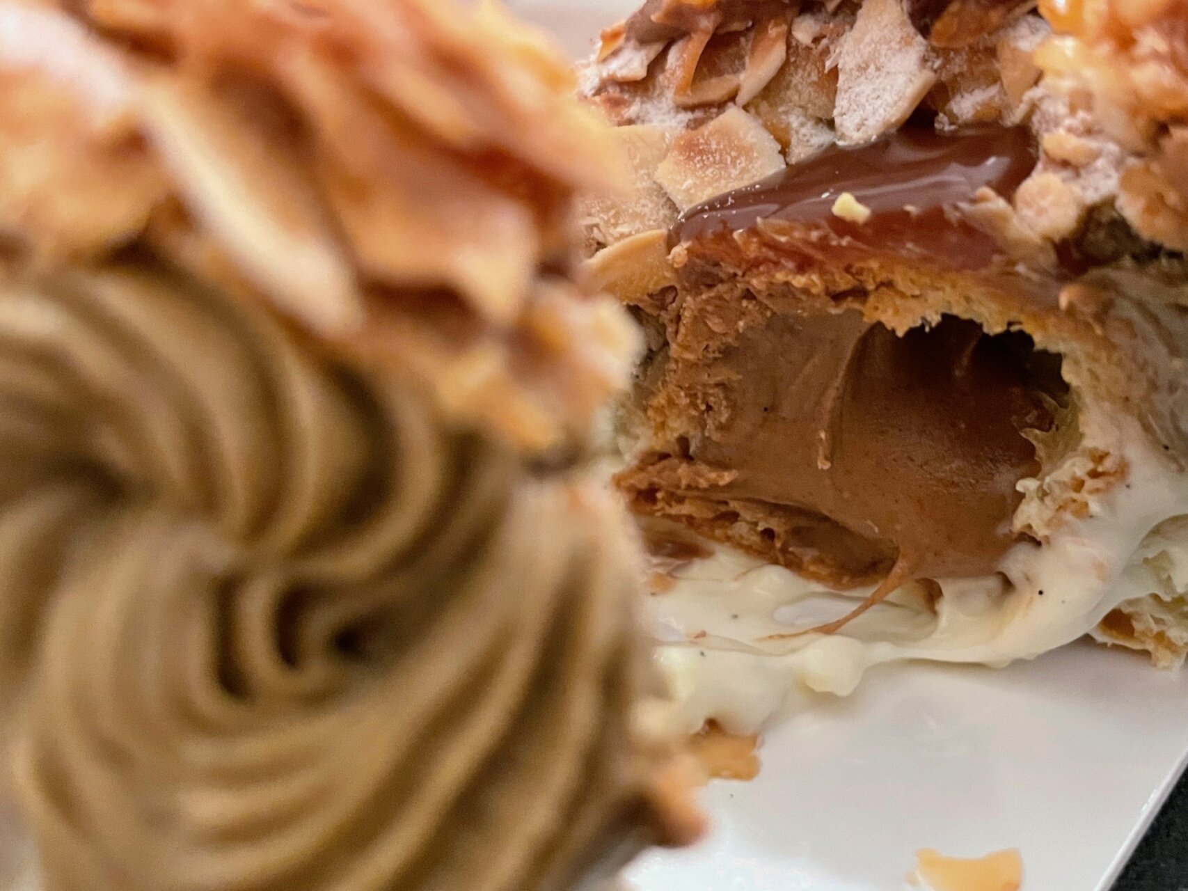 パリ日記「甘いものみーつけた。小さな秋も見~つけた」