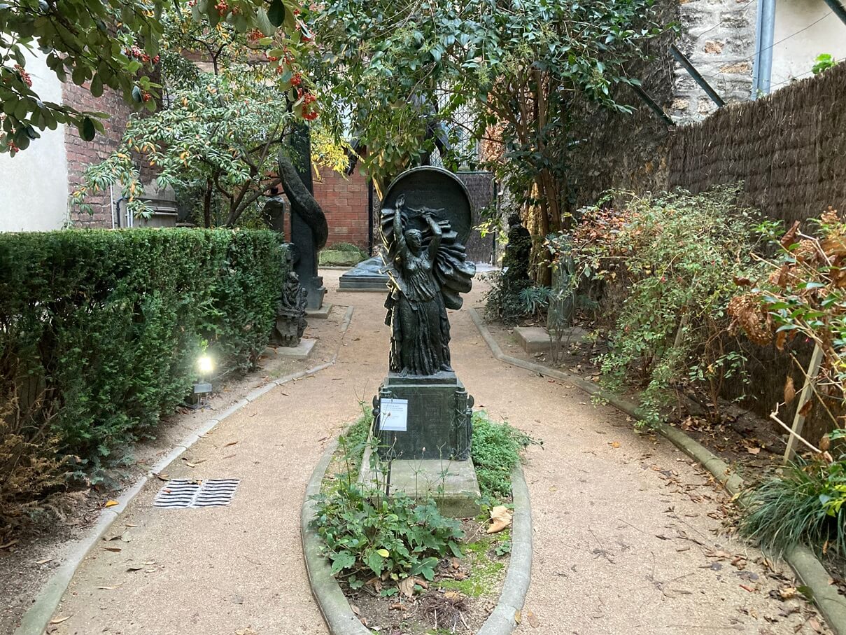 パリ・アート情報「ロダンの弟子、彫刻家ブールデルの美術館へ」