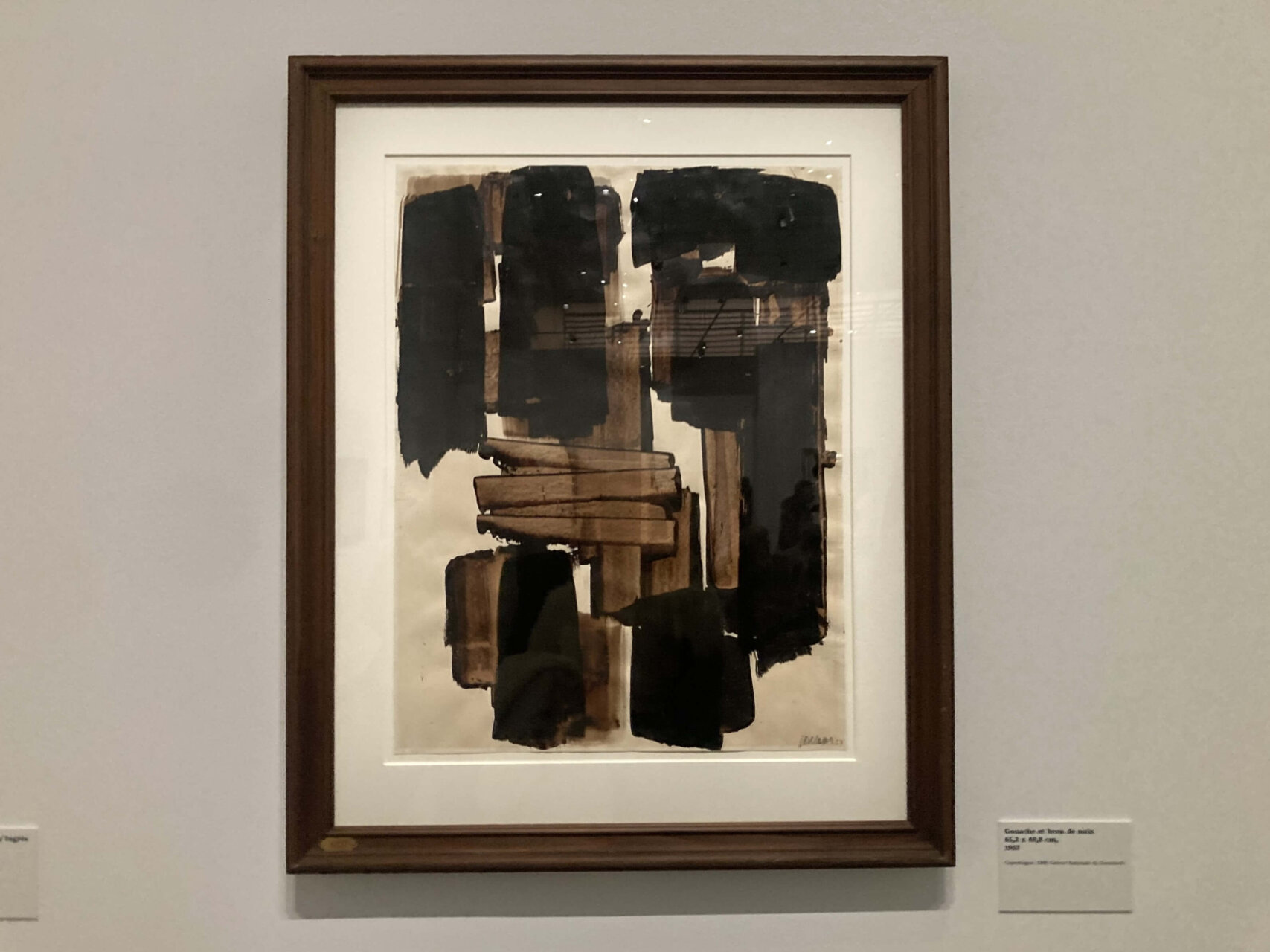 パリ・アート情報「リュクサンブール美術館で現代アートを。“黒”に光る企画展が開催中」