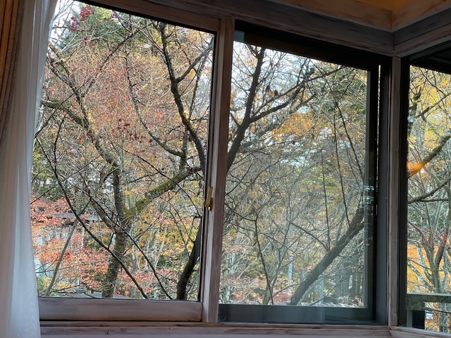 小さい秋、見つけた。軽井沢日記(15号室、森の朝食)