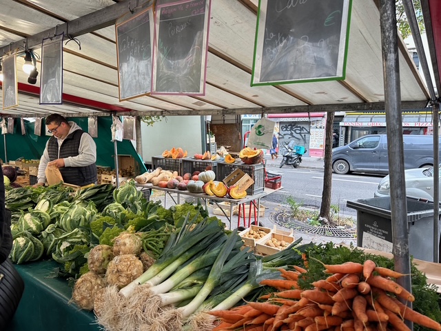 今日の献立、カリフラワーのブルーテ！