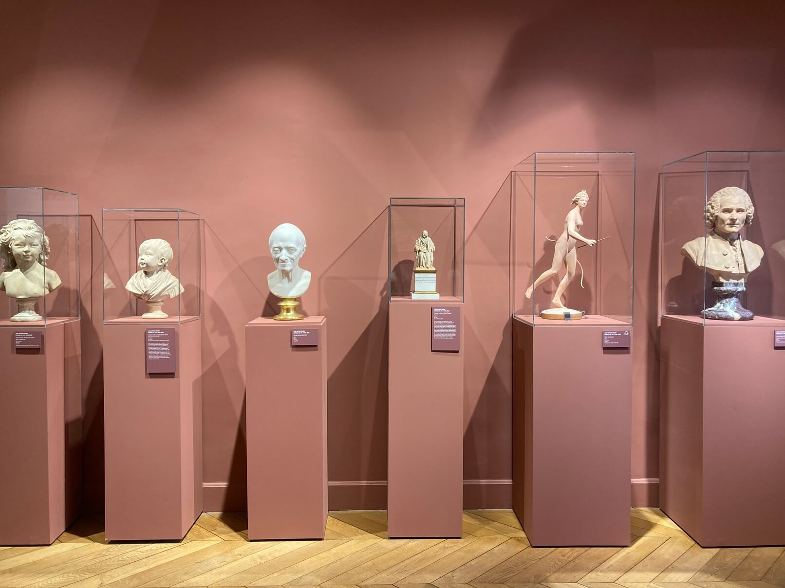 パリ・アート情報「ヴェルサイユ宮殿と一緒に訪れたいアートスポット、ランビネ美術館」