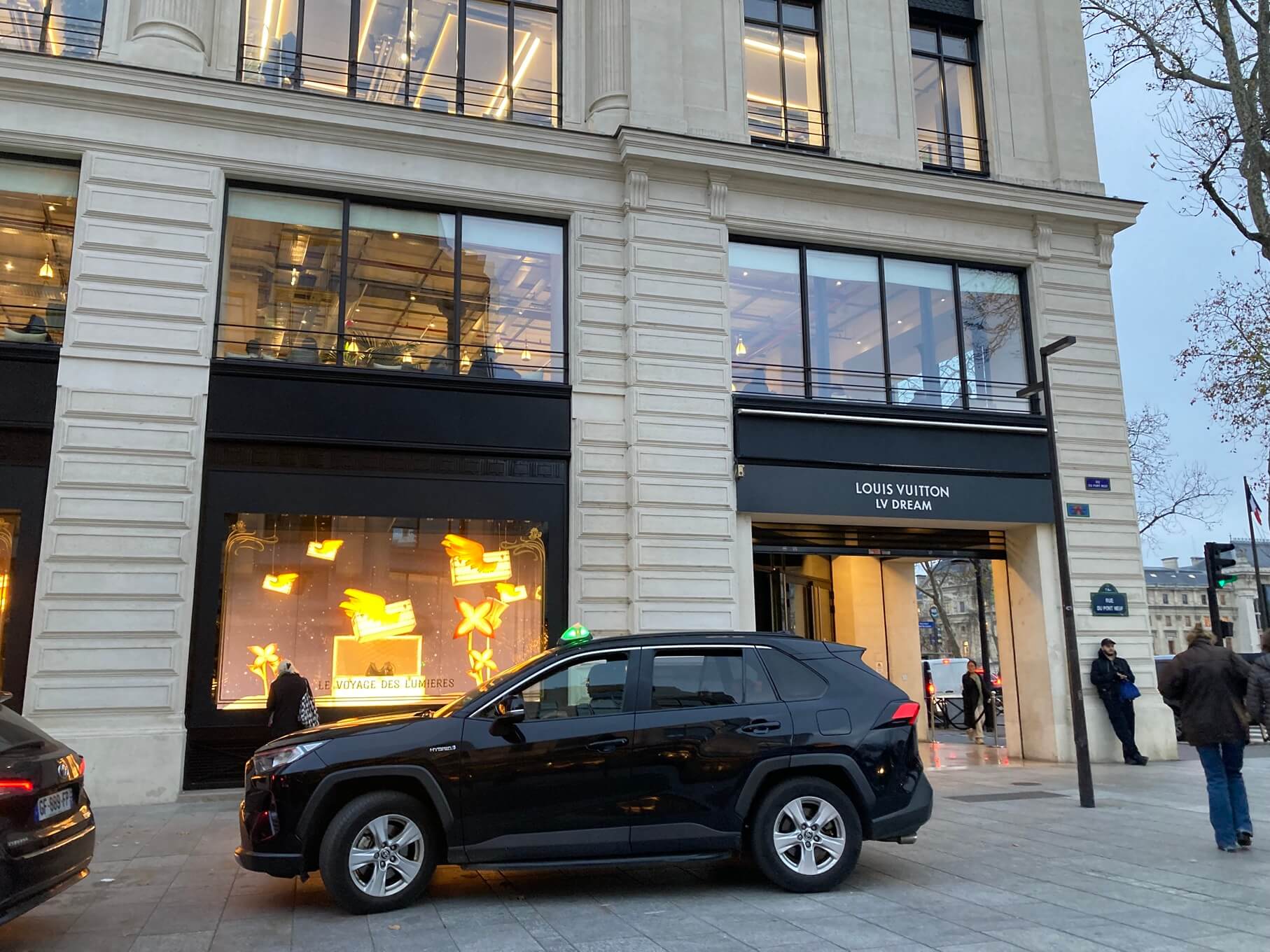 パリ・アート情報「パリで開催中、無料の“アールデコ展”で美の歴史100年を振り返る」