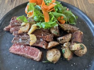 何食べているの~、父ちゃんのノルマンディ飯