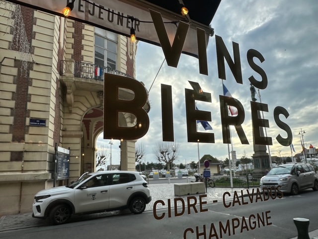 今日の献立、南仏風トマト・チキン煮込み